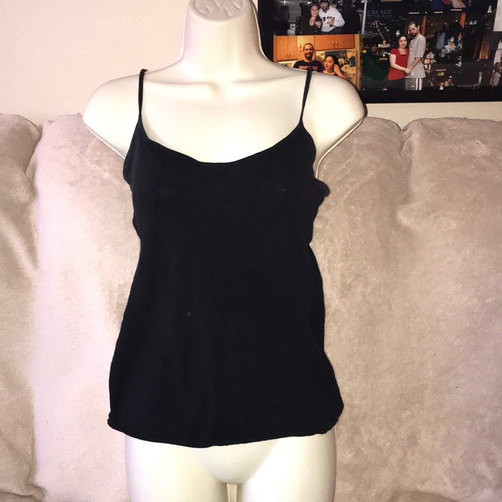 Forever 21 medium black tank top with adjustable straps 💕